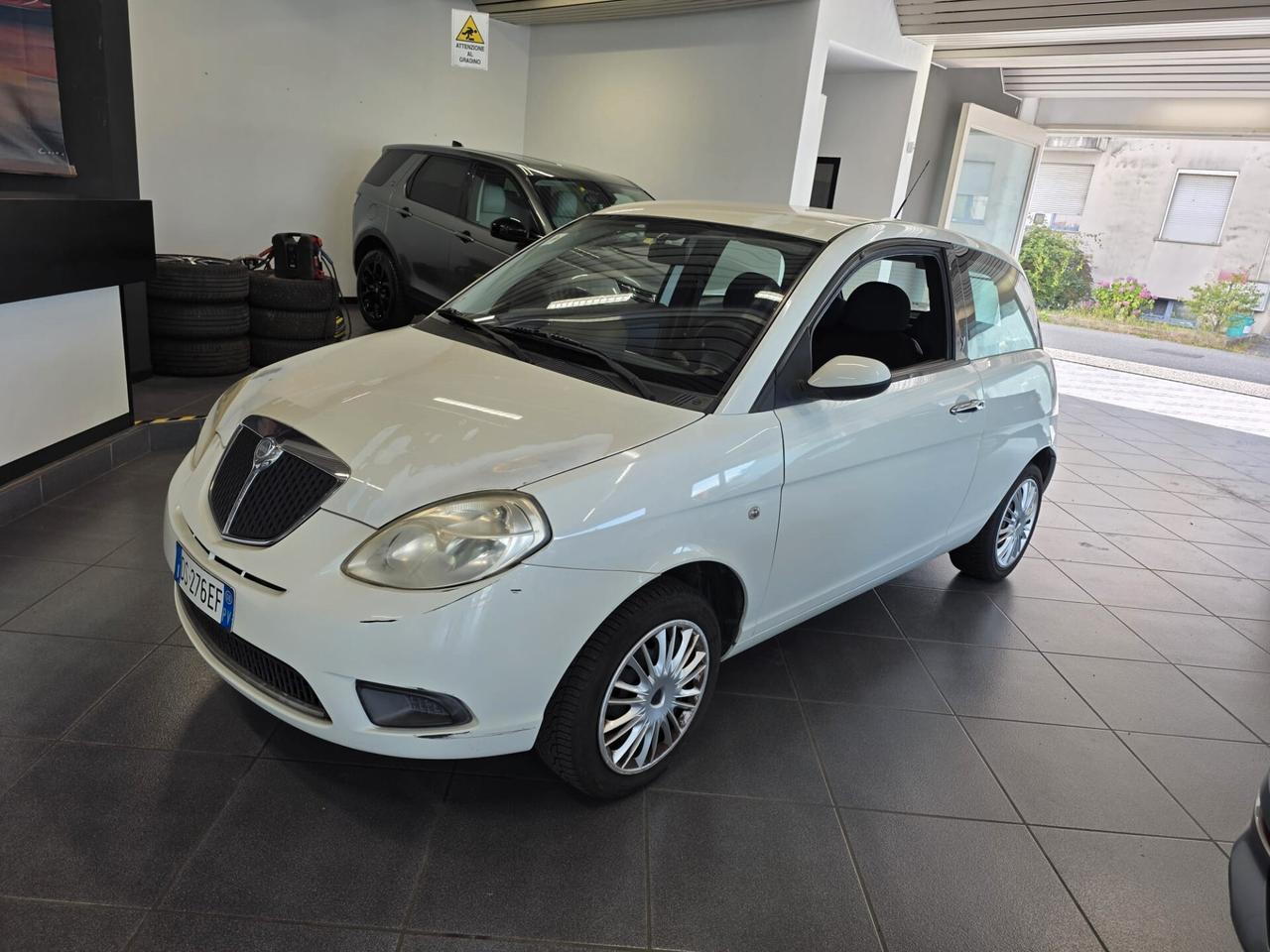 Lancia Ypsilon 1.2 Argento