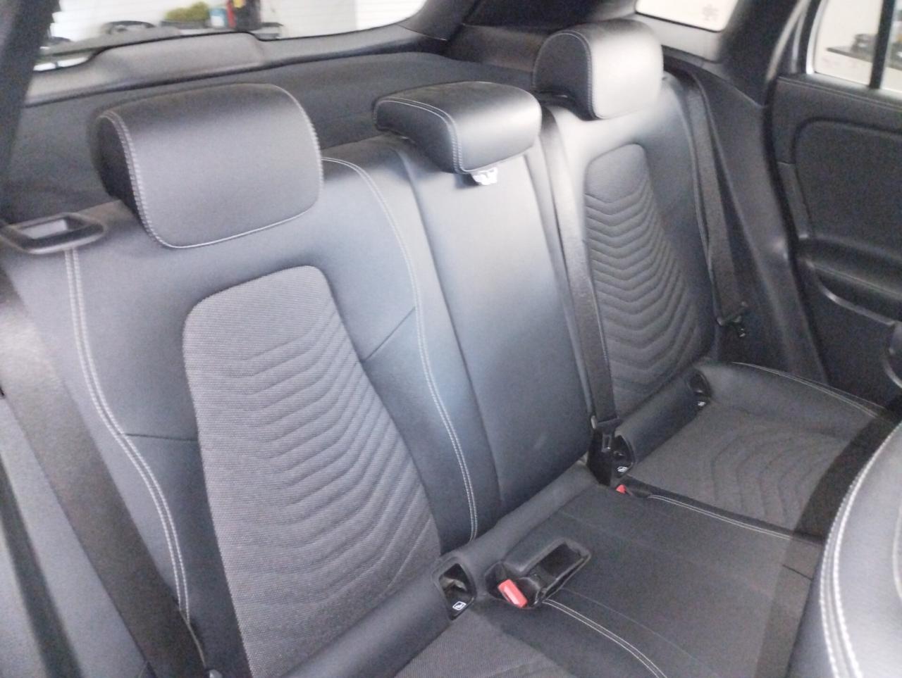 Mercedes-benz GLA 200 d Automatic 4Matic Sport Plus