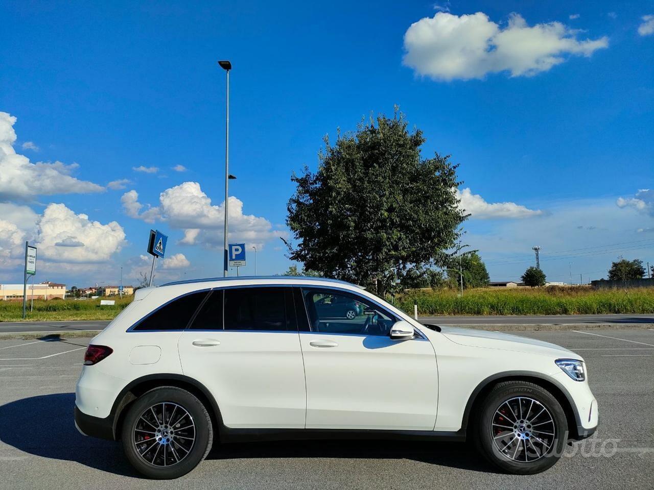 MERCEDES-BENZ GLC 220 d 4Matic Sport