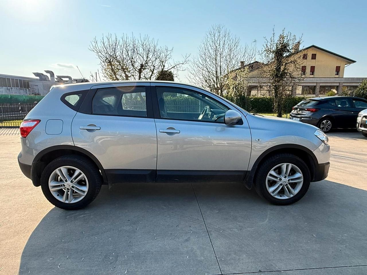 Nissan Qashqai 1.6 dci Tekna 89.000 KM 4WD