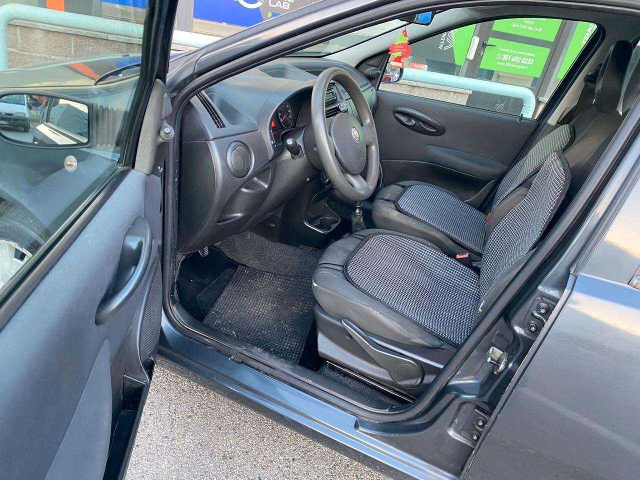 Fiat Punto 1.2 Benzina Euro4 CLIMA – NEOPATENTATI - GARANZIA