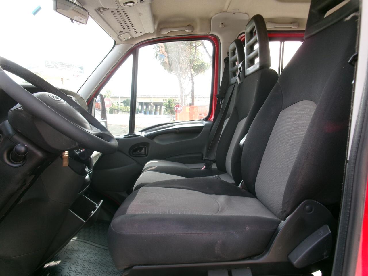 Iveco Daily 35C13 2.3 130CV EURO 5 DOPPIA CABINA 7P RIBALTABILE TRILATERALE