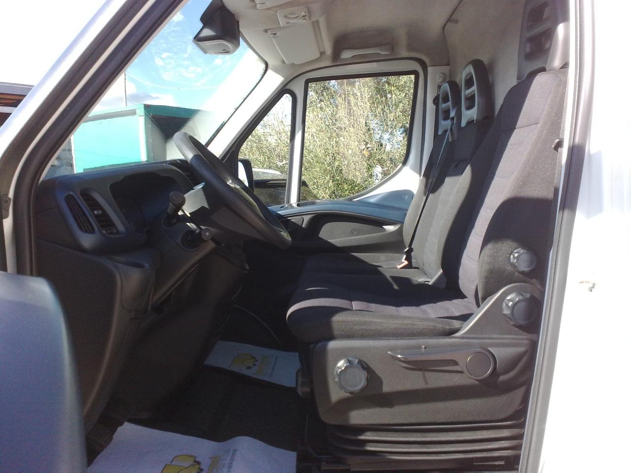 Iveco Daily 35s14 2.3hpt GRANVOLUME - 2019