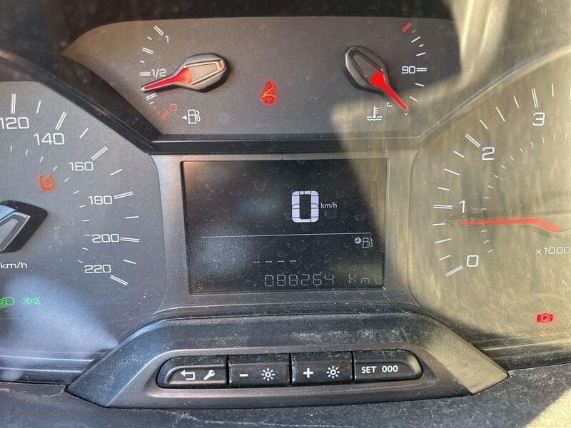 Peugeot Partner 2018 1.5 bluehdi 100cv L1 Grip 10q E6d