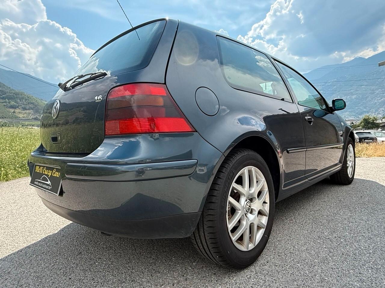 Volkswagen Golf 1.6 16V cat 3 porte Highline