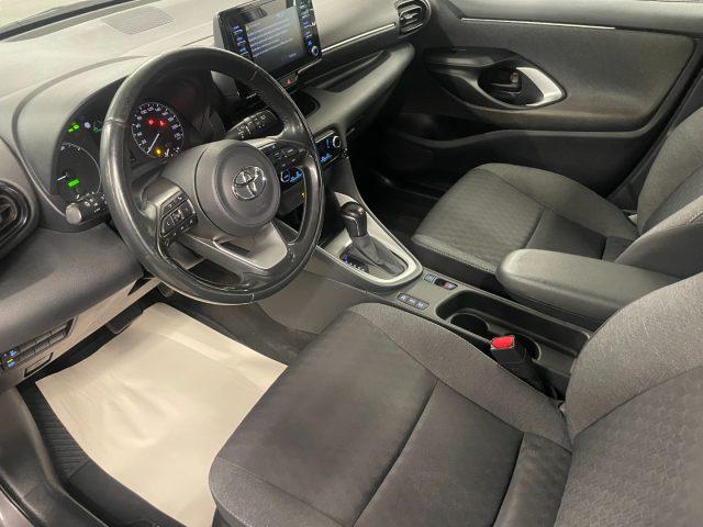 TOYOTA Yaris 1.5 Hybrid 93 CV e-CVT Business