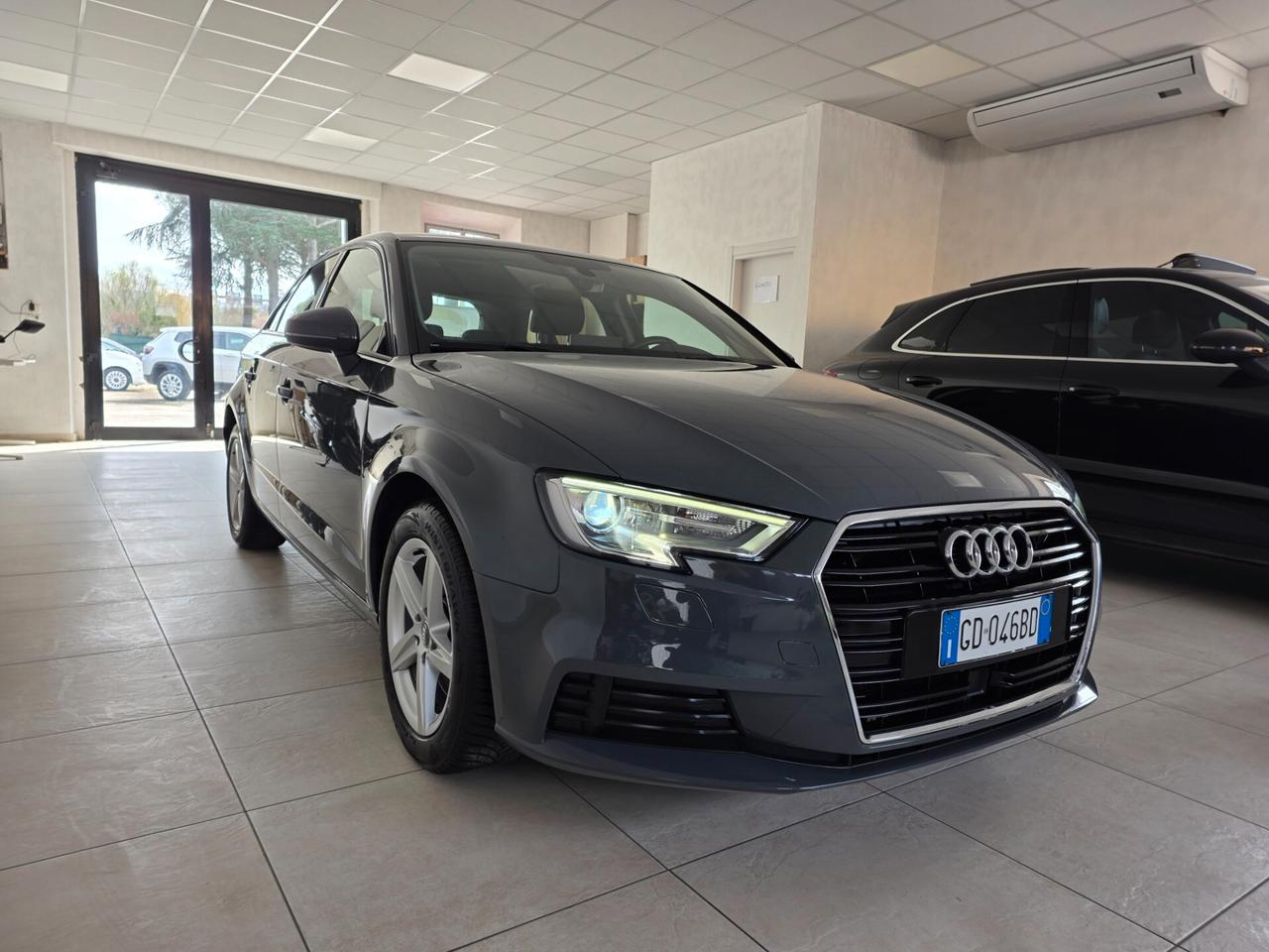 Audi A3 SPB 35 TDI S tronic Business Advanced
