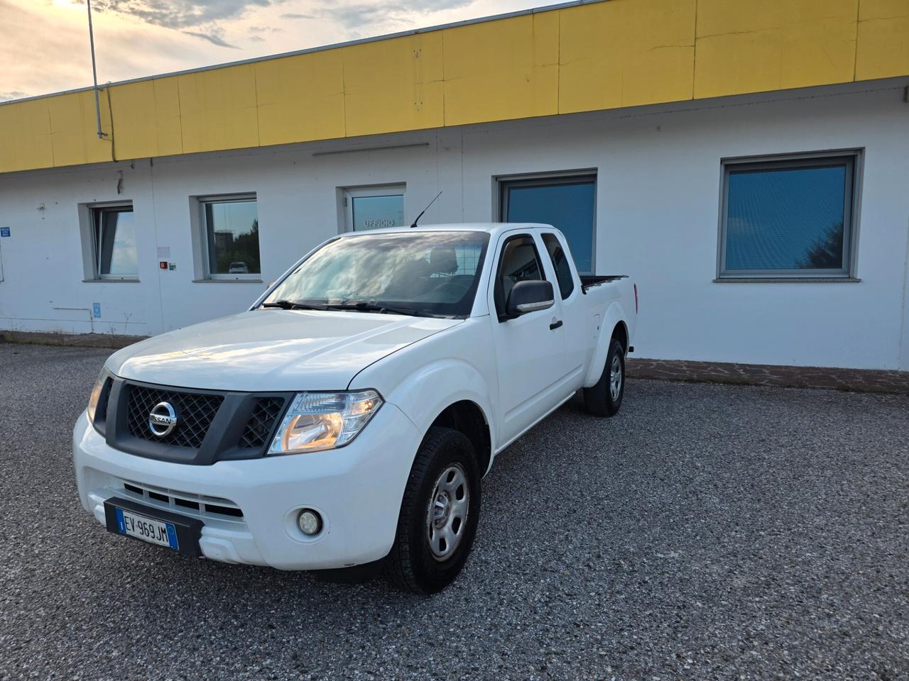 Nissan Navara 2.5 dCi perfetta e garantita 12 mesi
