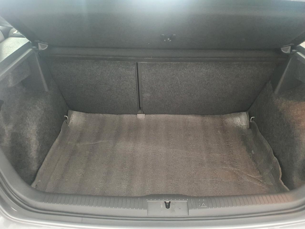 Volkswagen Polo 1.4/69CV TDI 3p. Sportline