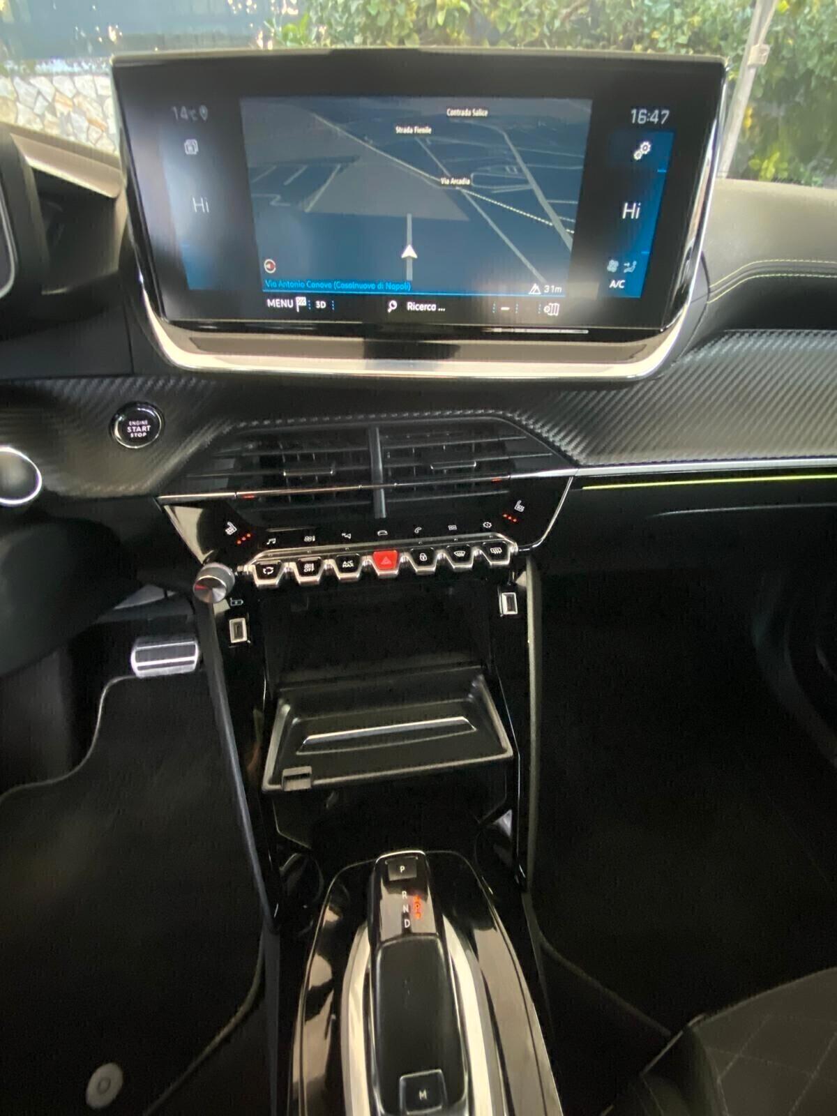 Peugeot 2008 BlueHDi 130 S&S EAT8 GT