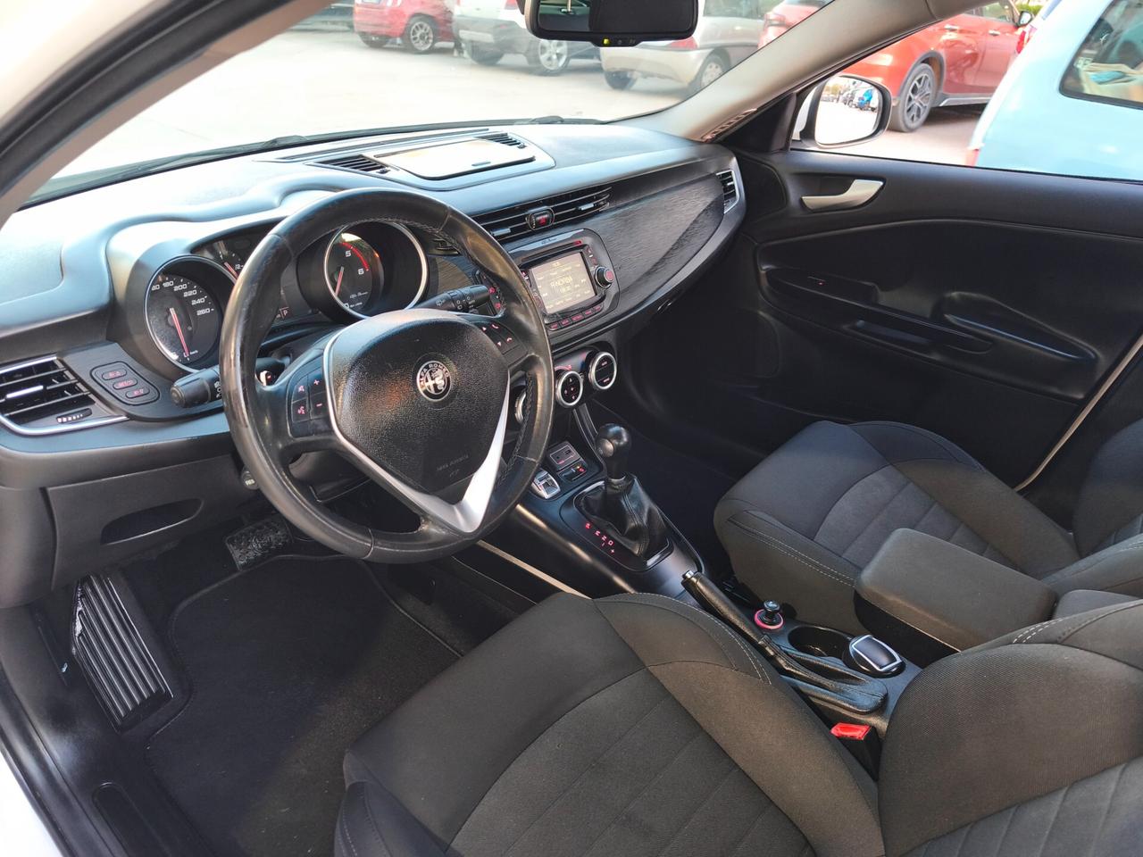 Alfa Romeo Giulietta 1.6 JTDm-2 120 CV Business
