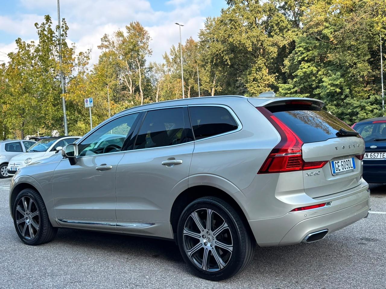 Volvo XC 60 XC60 B4 (d) AWD Geartronic Inscription