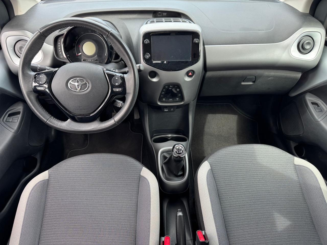 Toyota Aygo 1.0 72cv benzina UNIPRO NEOP