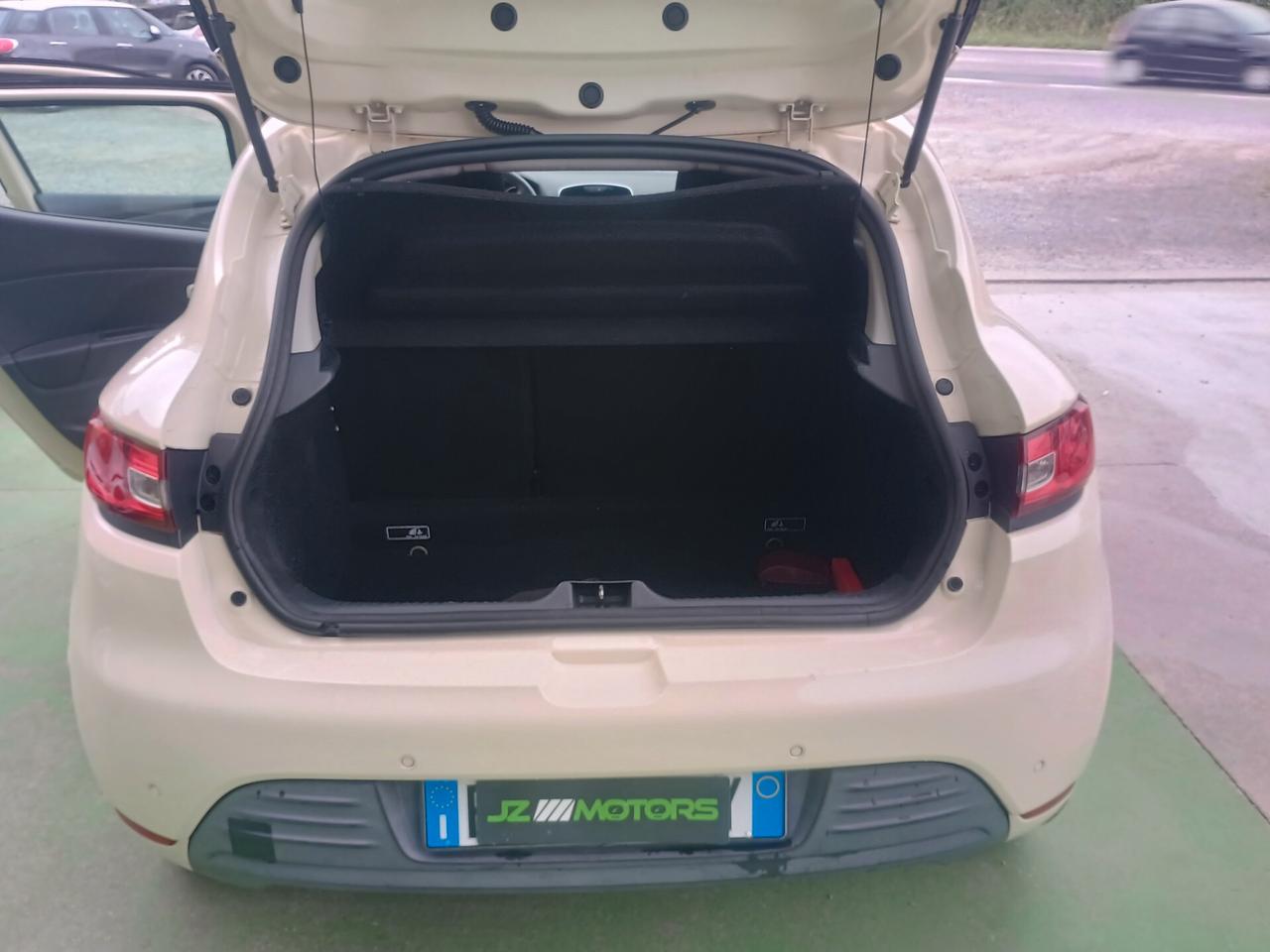 RENAULT CLIO NEOPATENTATI EURO6