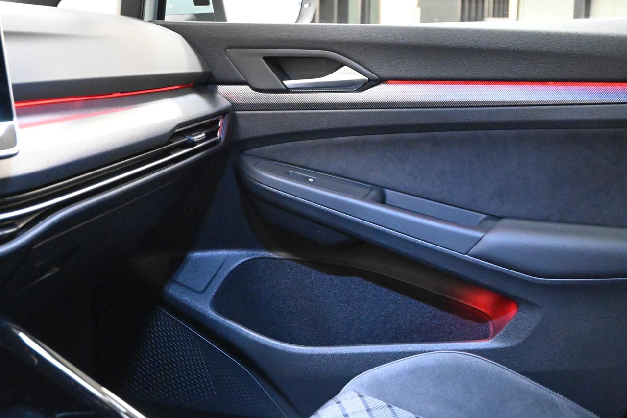 VOLKSWAGEN Golf 8ª serie Golf 2.0 TDI 150 CV D...