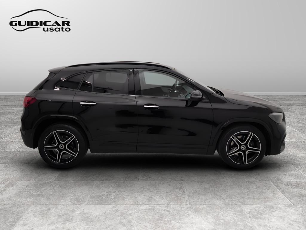 Mercedes-Benz GLA-H247 2023 - GLA 200 d AMG Line Advanced Plus 4matic auto