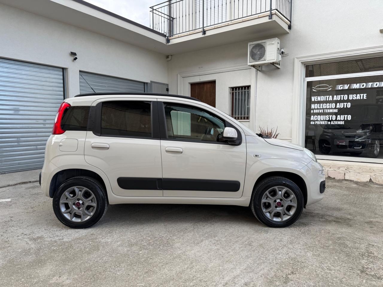 Fiat Panda 0.9 TwinAir Natural Power Lounge