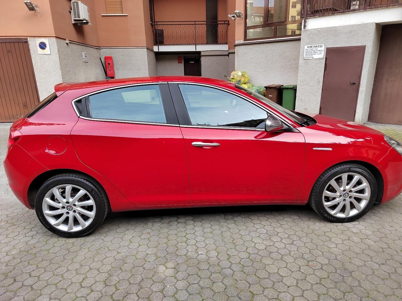 Alfa Romeo Giulietta 1.6 JTDm-2 120 CV super