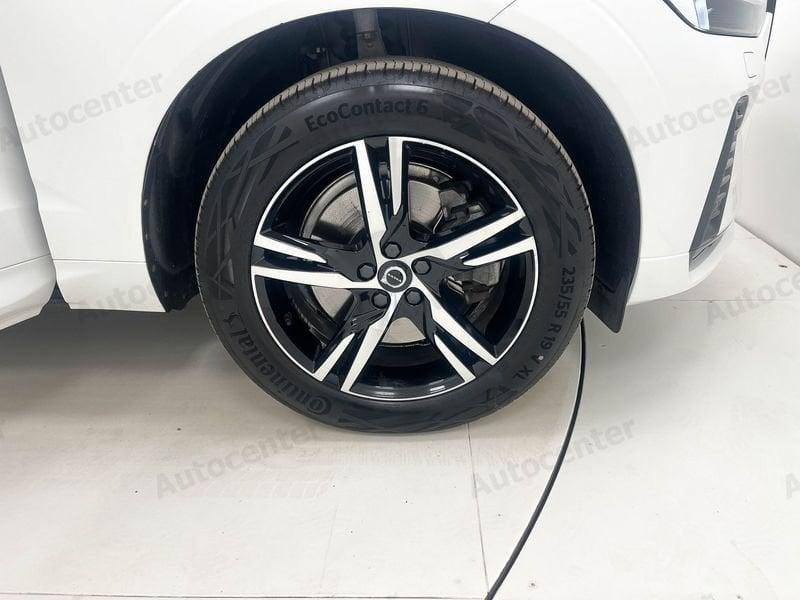 Volvo XC60 XC60 B4 (d) TRAZ ANT 197CV AUT R DESIGN **AUTOCARRO N1**