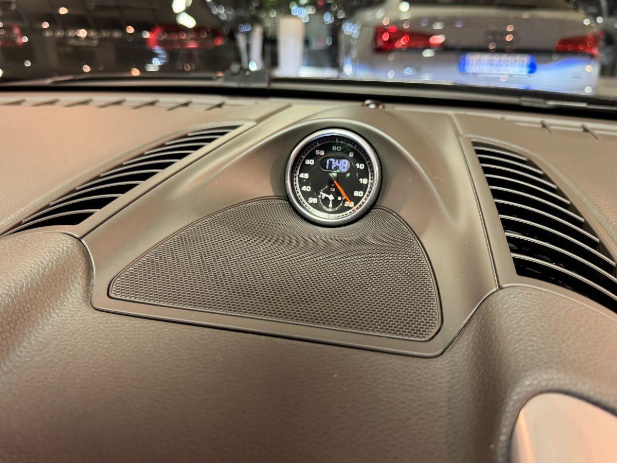 PORSCHE Cayenne 3.0 Diesel Platinum Edition