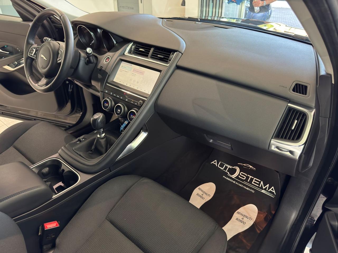 JAGUAR E-Pace 2017 2.0d i4 SE awd 150cv - PREZZO REALE!