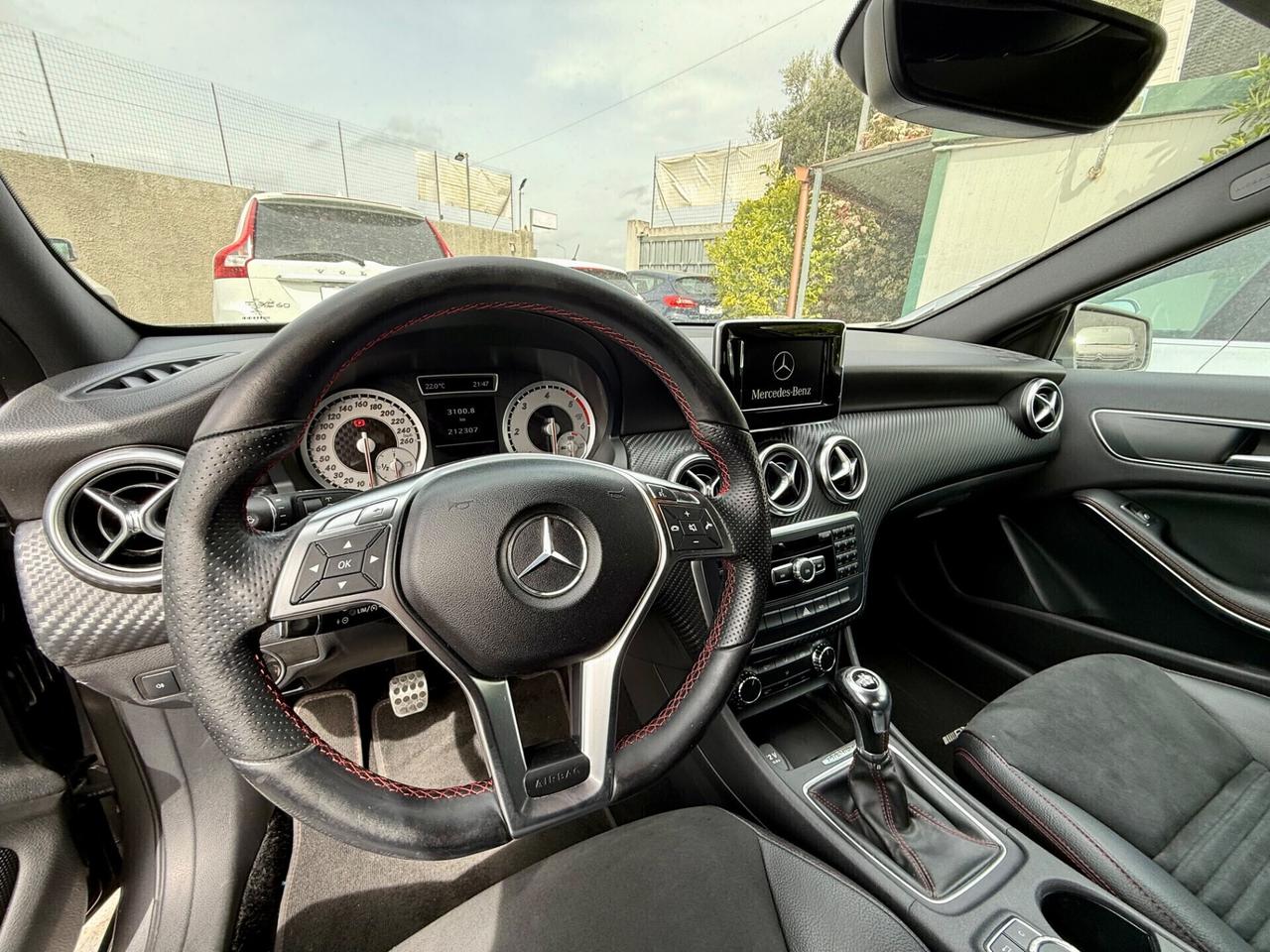 Mercedes-benz A 200 CDI Premium AMG,Xeno Led,interni in pelle e alcantara,ecc.