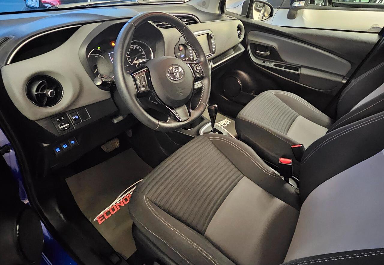 Toyota Yaris 1.5 Hybrid 5 porte Cool