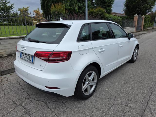AUDI A3 SPB 1.6 TDI 116 CV Business