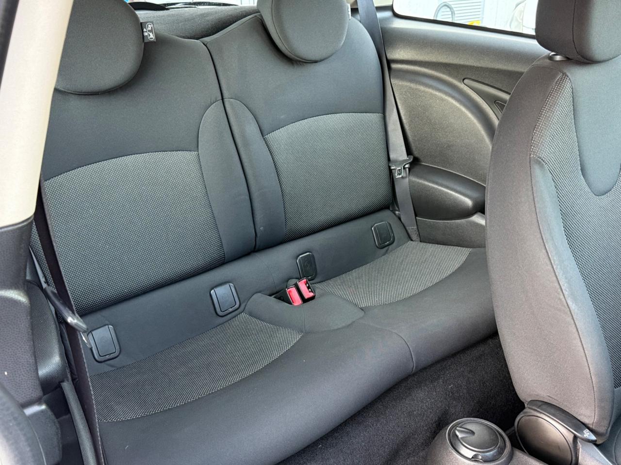 Mini 1.6 16V Cooper D