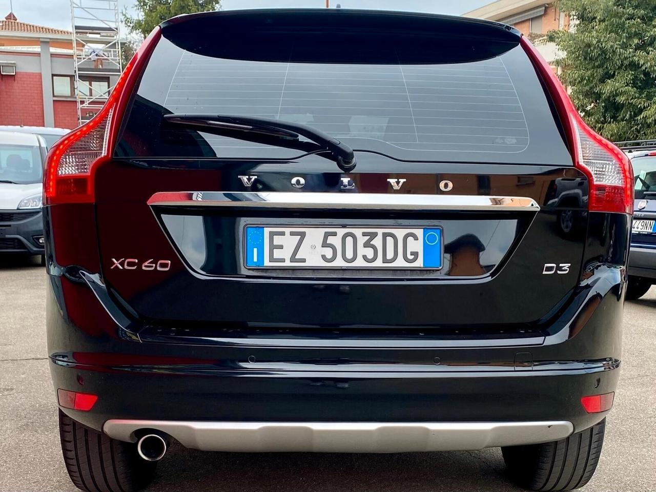 Volvo XC 60 XC60 D3 Geartronic R-design Momentum