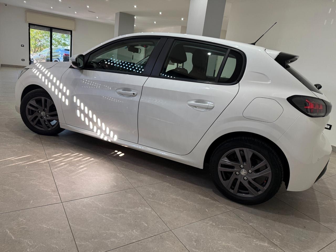 Peugeot 208 PureTech 75 Stop&Start 5 porte Like