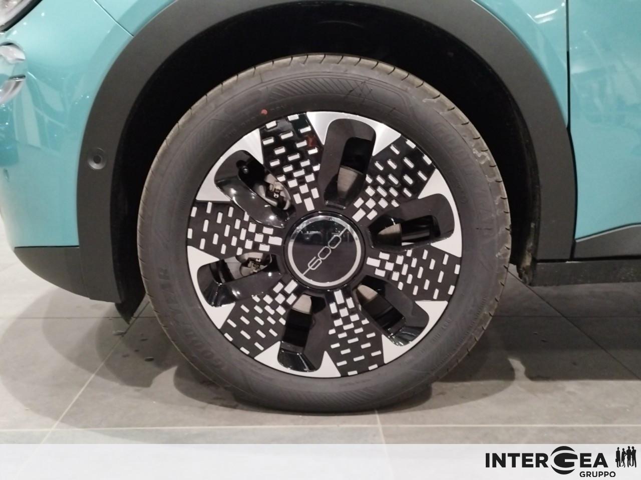 FIAT 600 1.2 hybrid La Prima II 110cv auto