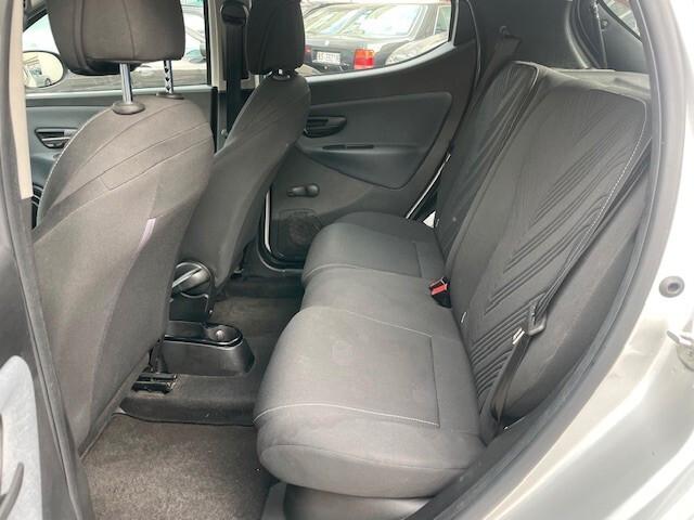 Lancia Ypsilon 1.0 5 porte S&S Hybrid Gold Garanzia 12M Prezzo vero!!!!!