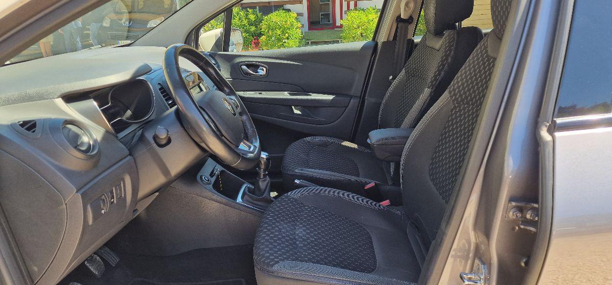 RENAULT Captur 1.5 DCI 110 CV Energy Intense
