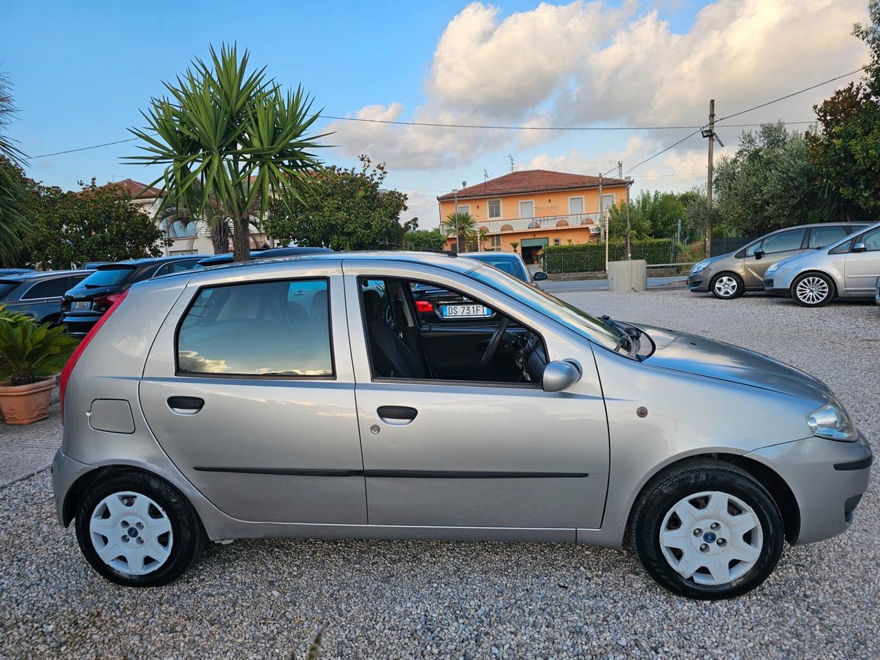Fiat Punto 1.2i cat 5 porte EL cambio automatico soli 100000km