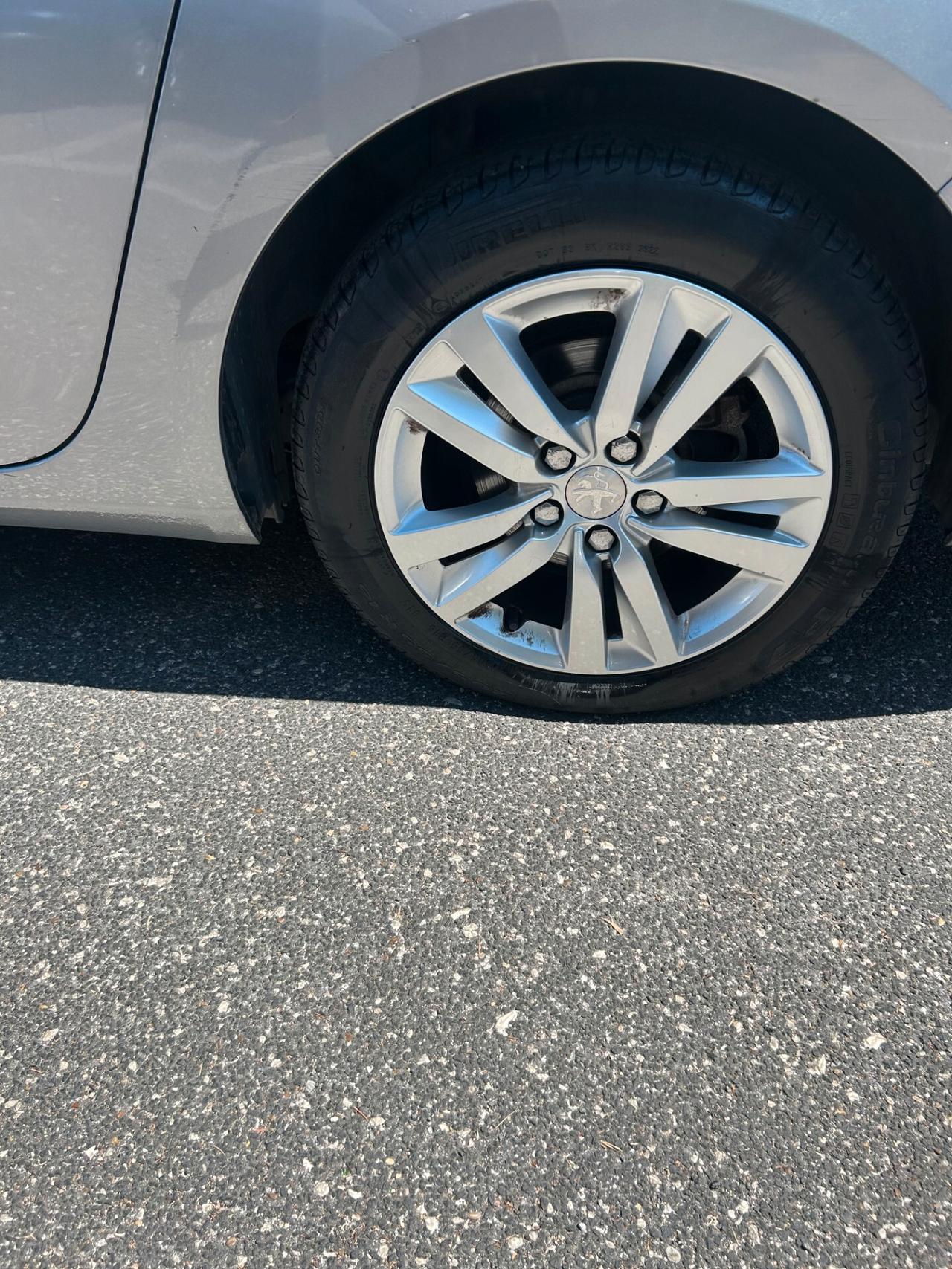 Peugeot 308 BlueHDi 100 S&S Business