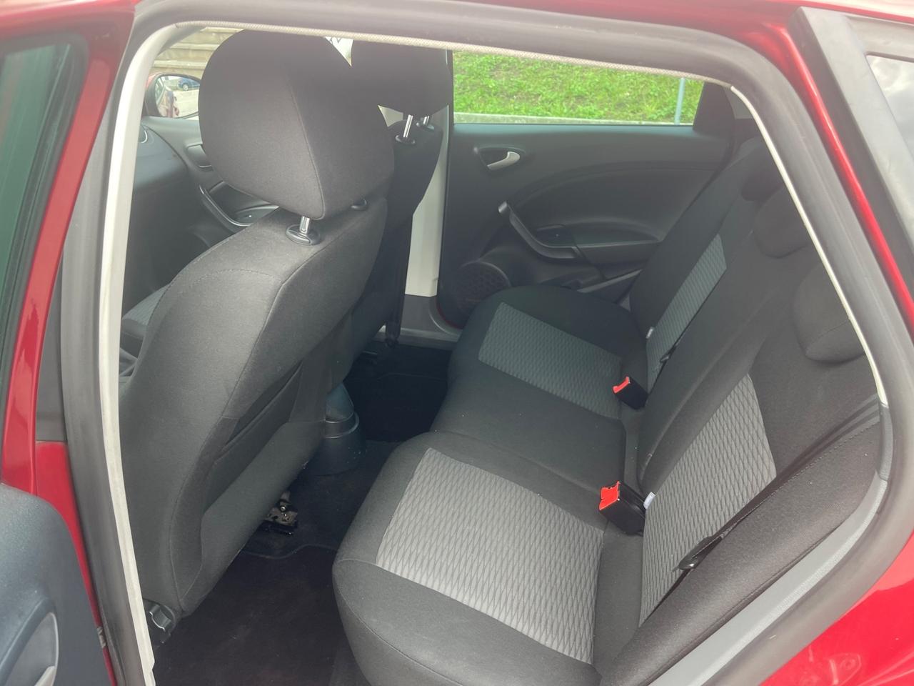 Seat Ibiza ST 1.6 TDI CR DPF Style SI NEOPATENTATI