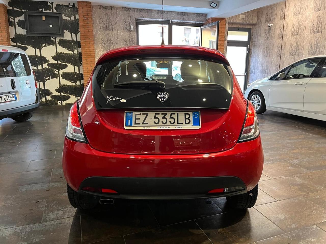 Lancia Ypsilon 1.2 69 CV 5 porte GPL Ecochic Elefantino