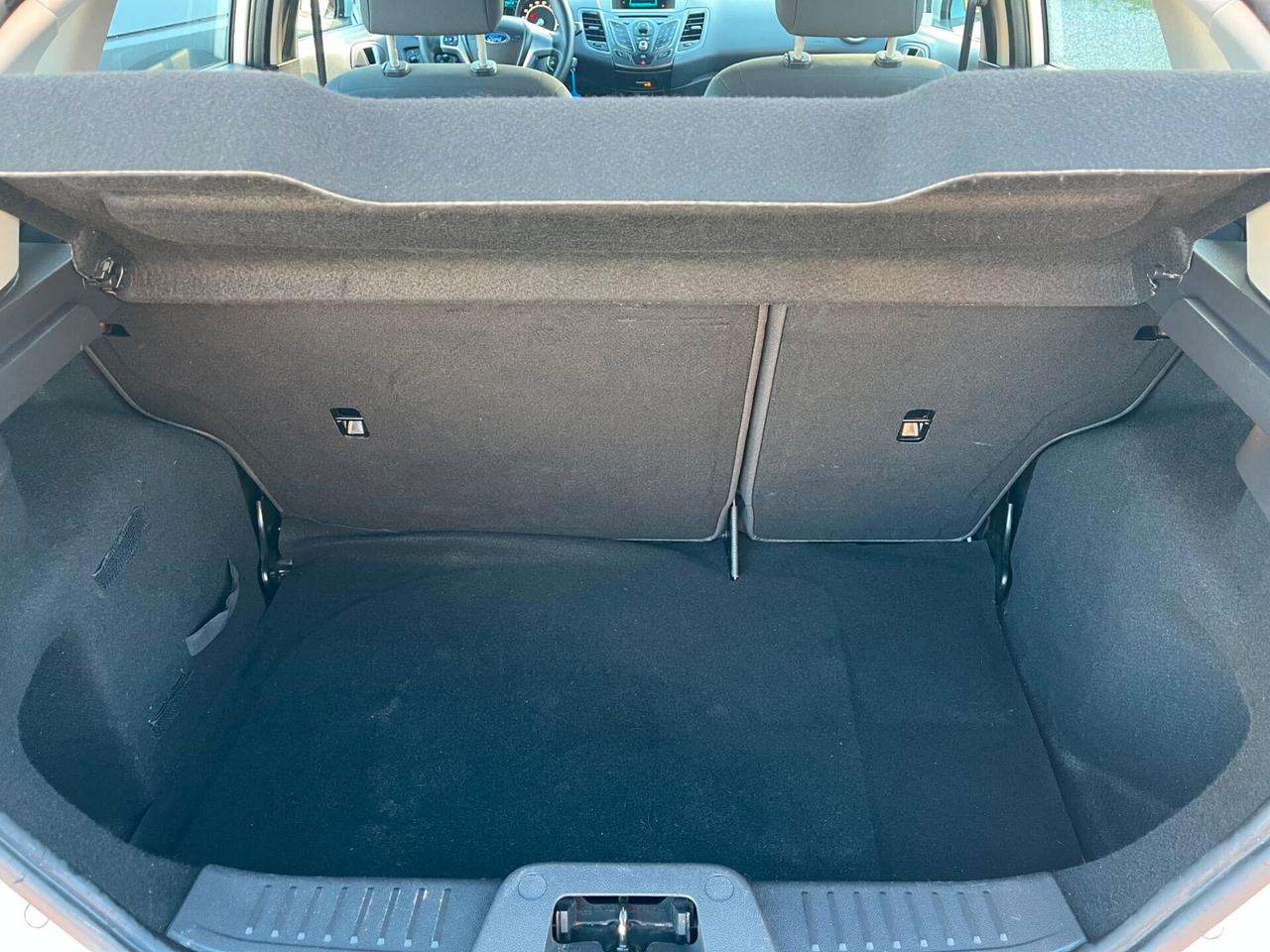 Ford Fiesta 5 porte