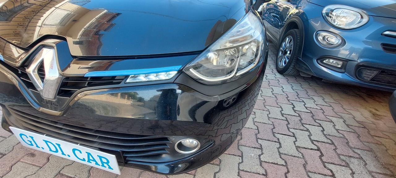 CLIO 1.2 GPL SCADENZA 2034 NAVIGATORE TELEFONO FULL X NEOPATENTATI 75 CV IMPECCABILE