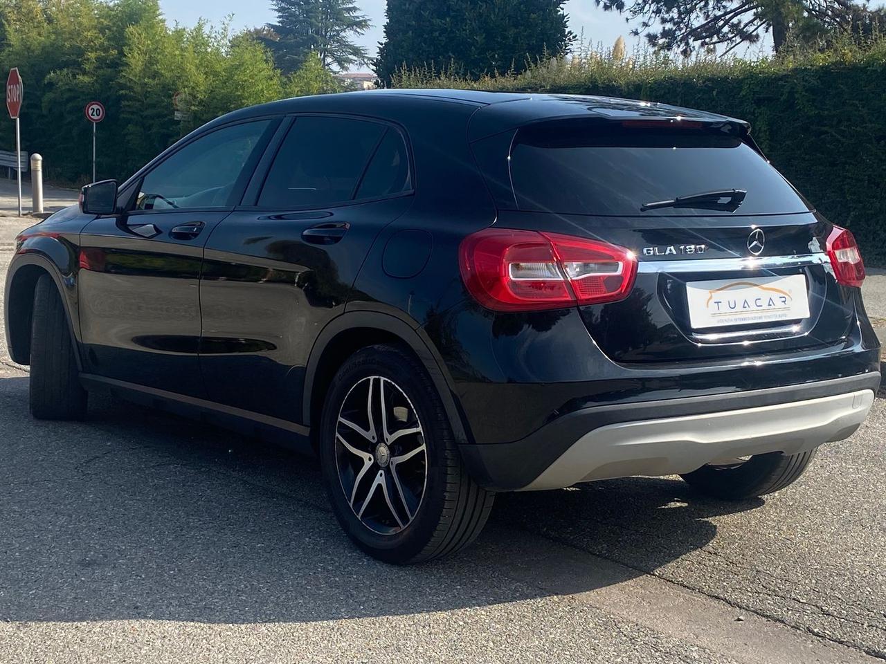 Mercedes-Benz GLA 180 CDI Sport GLA 180 #7230