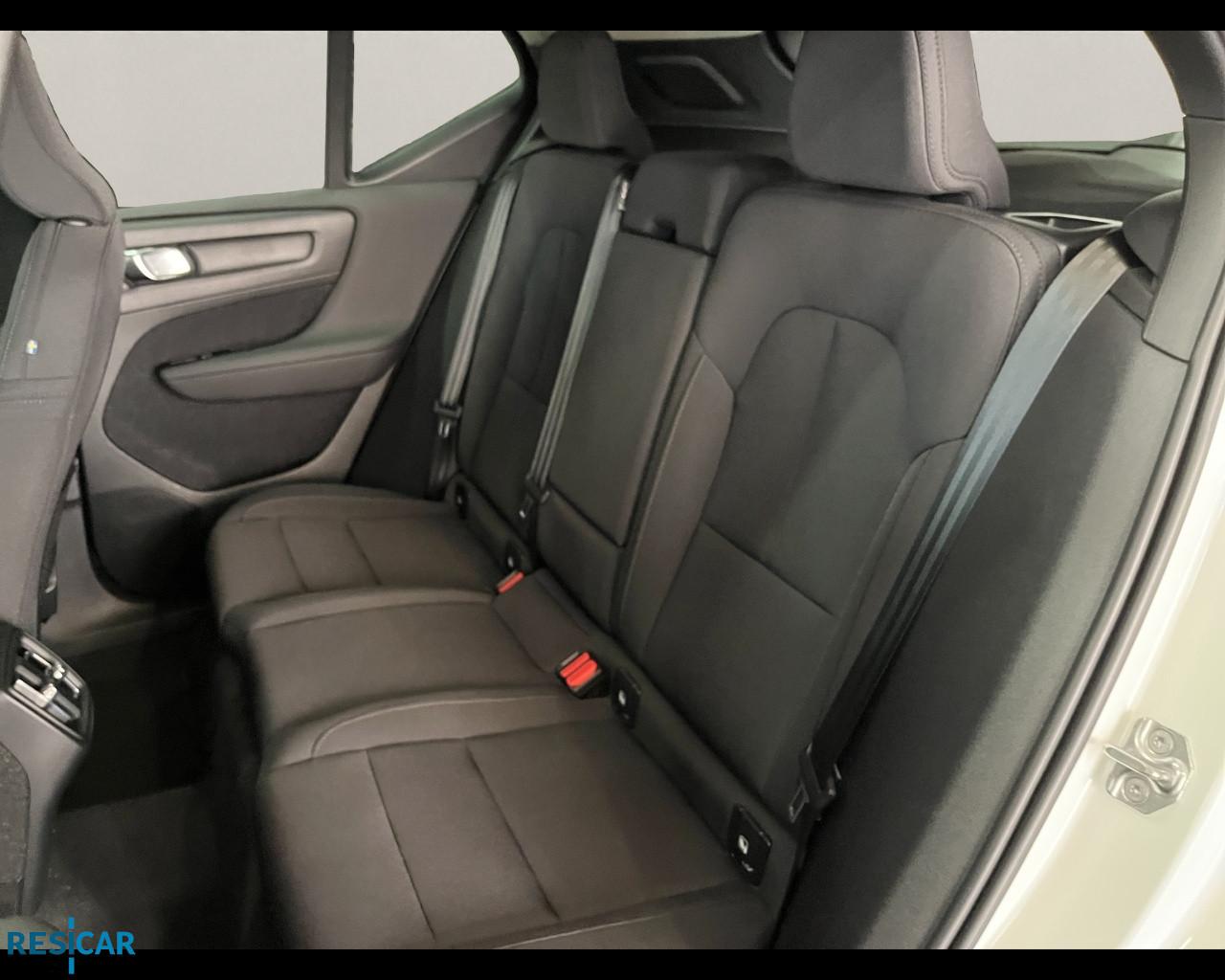 VOLVO XC40 1.5 t2 R-momentum geartronic my21
