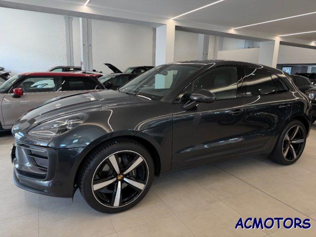 PORSCHE Macan 2.0