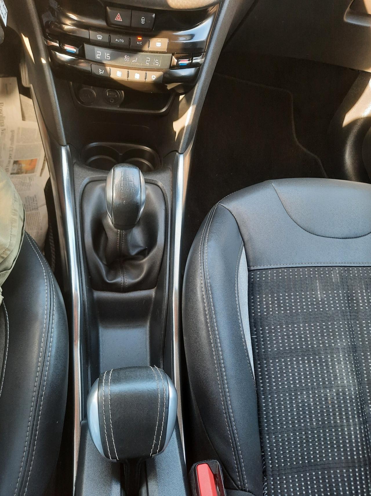 Peugeot 2008 PureTech 82 Allure