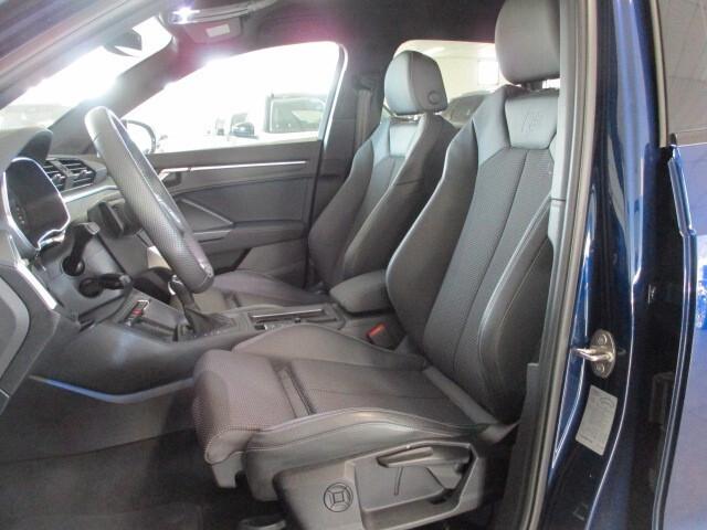 Audi Q3 SUV (35) Blackline 2.0 TDI 150CV S-Tronic