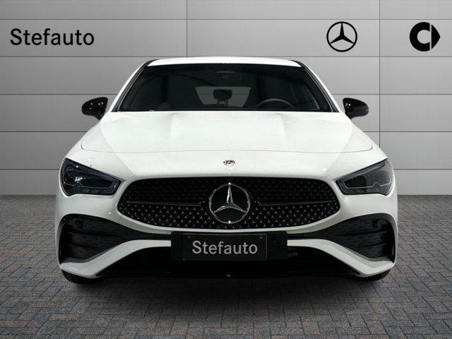 MERCEDES-BENZ CLA 200 d Automatic Shooting Brake AMG Line Premium