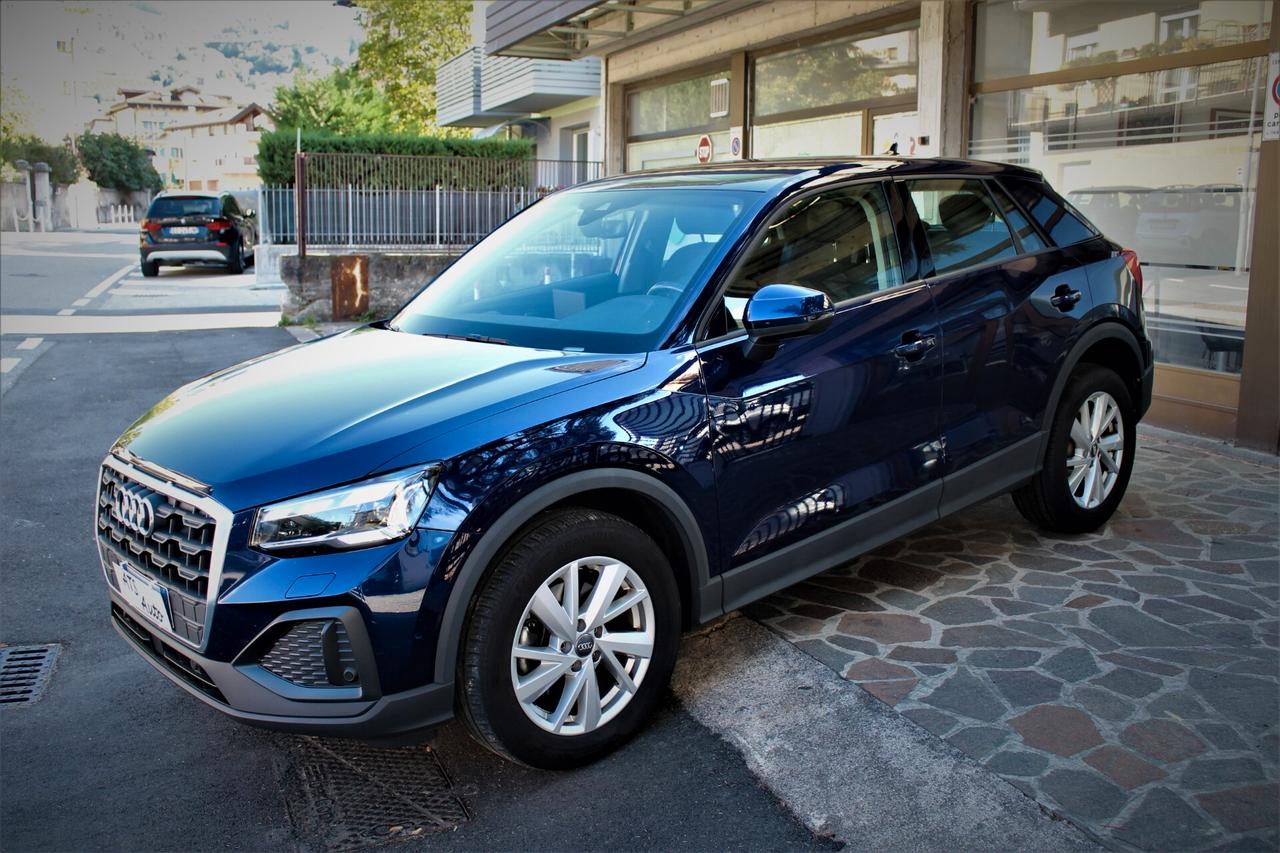 Audi Q2 35 TDI quattro S tronic Business