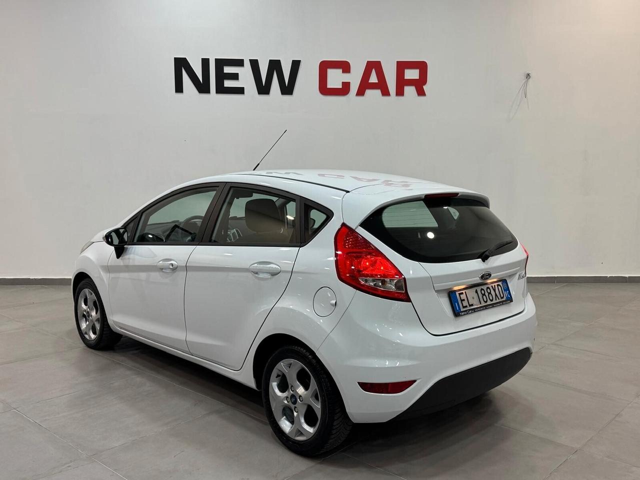 Ford Fiesta 1.4 TDCi 70CV 5 porte Titanium