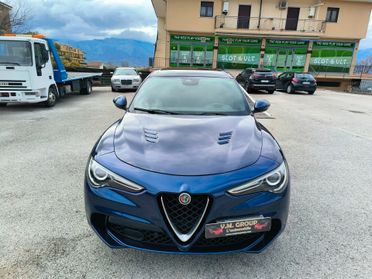 Alfa Romeo Stelvio 2.9 Bi-Turbo V6 510 CV AT8 Quadrifoglio