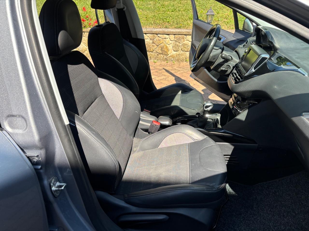 Peugeot 2008 BlueHDi 120 S&S Allure
